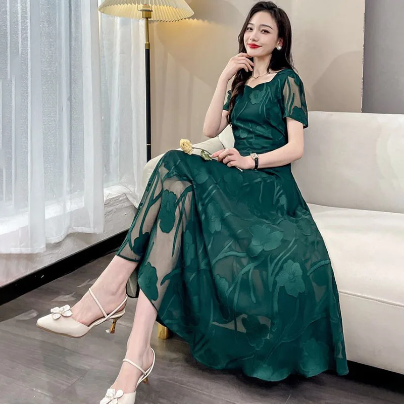 2025 New Spring Summer Y2k Cut Flower Dresses Women's Fashion Short Sleeve Waist Oversize 4XL Chic Big Pendulum Long Dress
2025 New Spring Summer Y2k Cut Flower Dresses Women's Fashion Short Sleeve Waist Oversize 4XL Chic Big Pendulum Long Dress