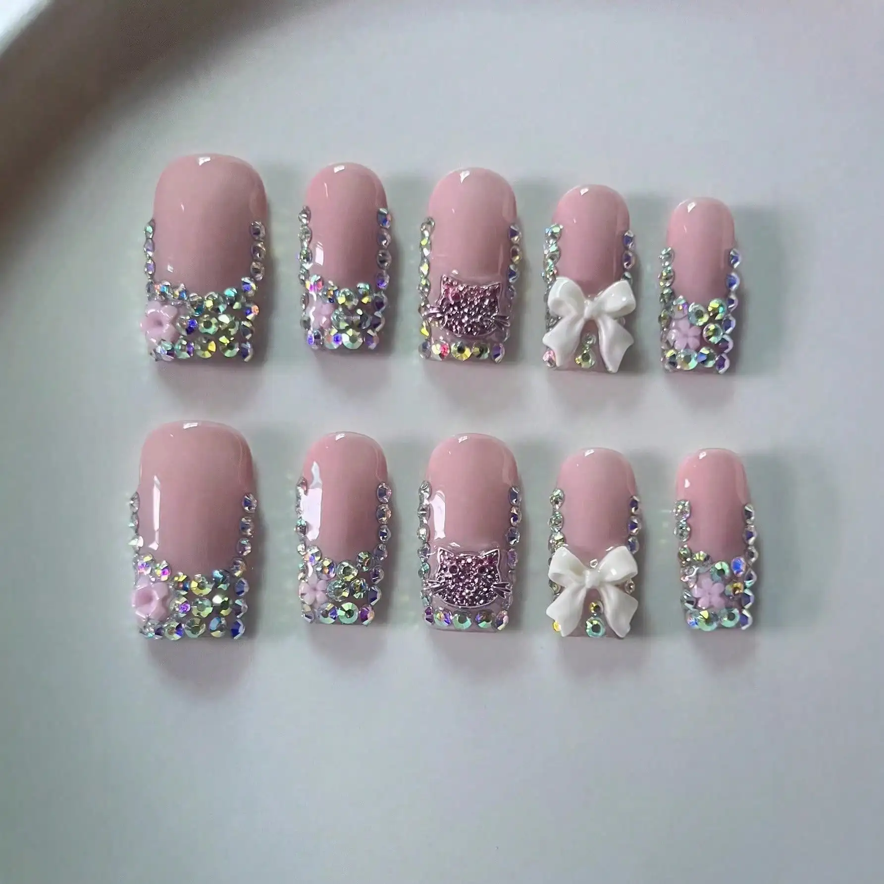 Handmade Dopamine Press On Nails, Cute 3D Bow Rhinestone Glitter Nail Tips, Luxury European Style Reusable Nail Stickers
Handmade Dopamine Press On Nails, Cute 3D Bow Rhinestone Glitter Nail Tips, Luxury European Style Reusable Nail Stickers