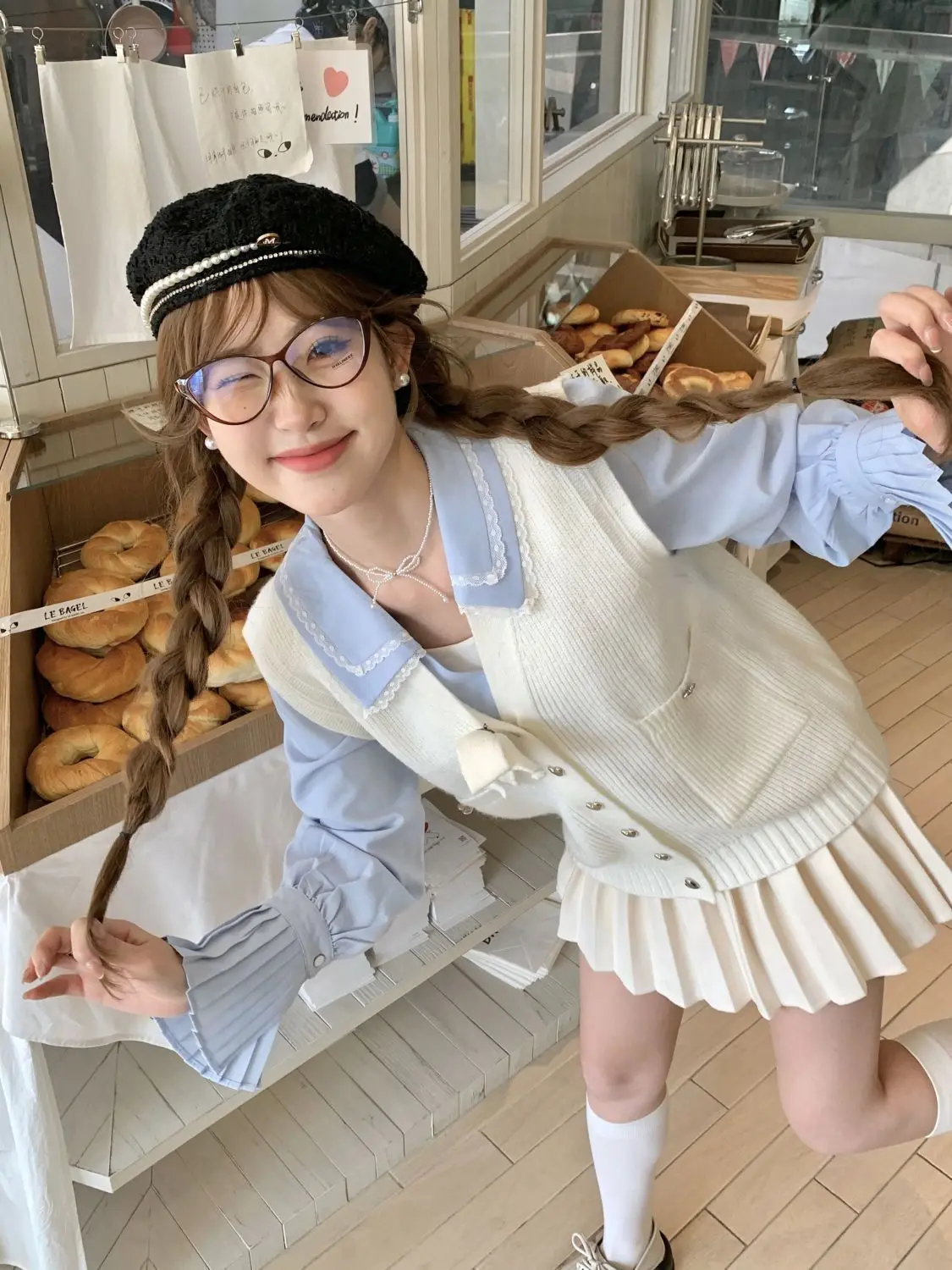 College Style Knitted Cardigan Vest with Bell Sleeve High Waist Short Skirt Pants Knot Early Autumn Women's Fashion...
College Style Knitted Cardigan Vest with Bell Sleeve High Waist Short Skirt Pants Knot Early Autumn Women's Fashion...