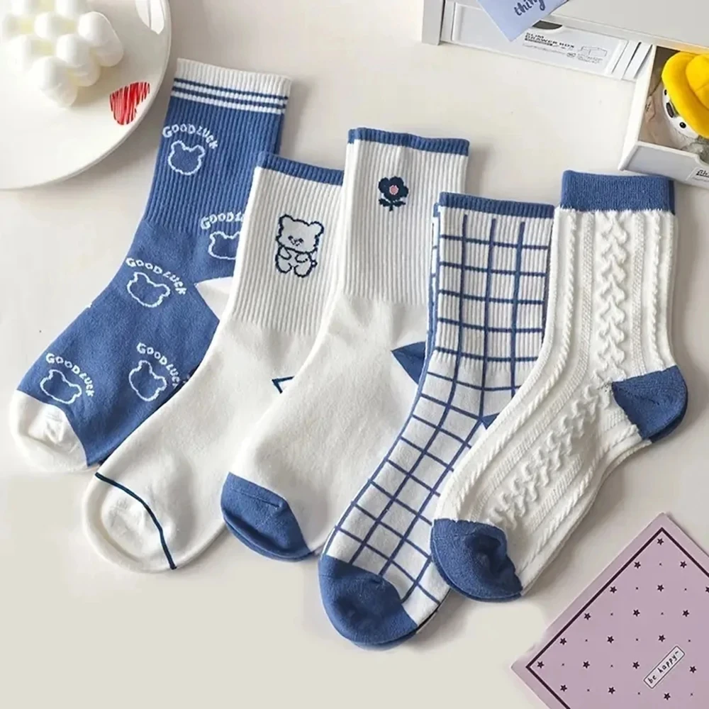 5/10 пар женских носков средней длины, модные высококачественные дышащие носки для женщин, повседневные милые носки в японском стиле с милым узором для девочек
5/10 пар женских носков средней длины, модные высококачественные дышащие носки для женщин, повседневные милые носки в японском стиле с милым узором для девочек