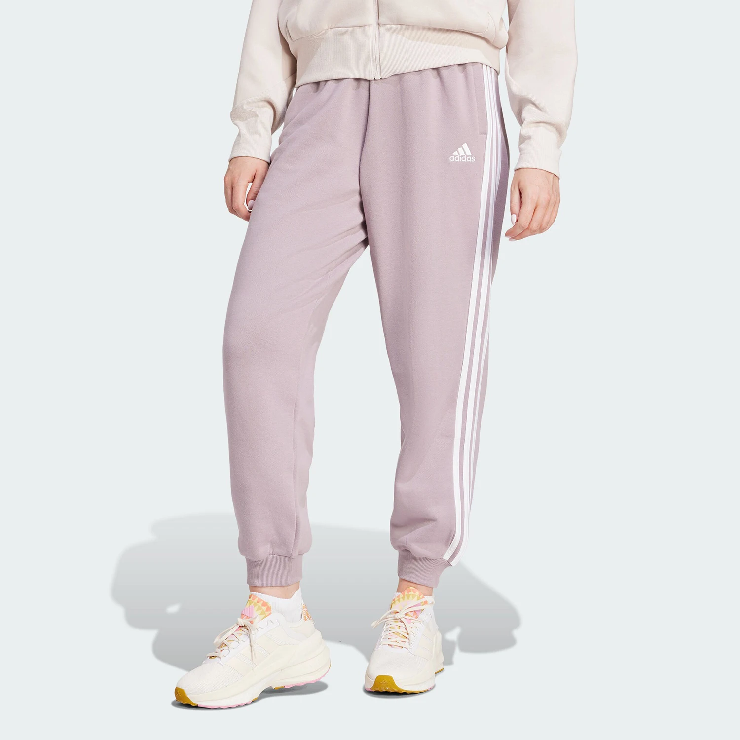 Женские спортивные повседневные брюки Adidas Genuine W 3S FT LS PT IR6067
Женские спортивные повседневные брюки Adidas Genuine W 3S FT LS PT IR6067