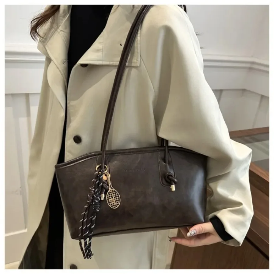 Advanced texture classic fashion retro style large capacity women's summer new item versatile commuting shoulder bag handbag
Advanced texture classic fashion retro style large capacity women's summer new item versatile commuting shoulder bag handbag