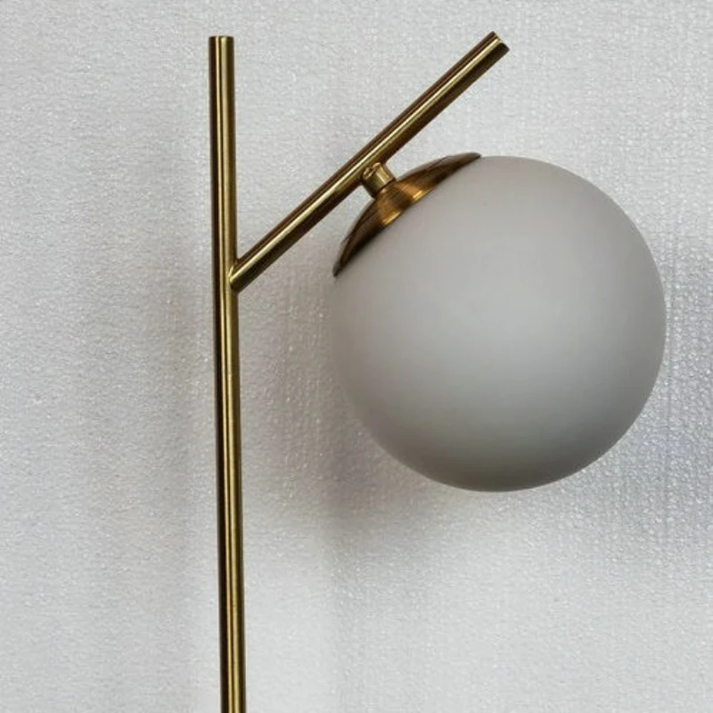 Nordic modern simple round glass small desk lamp student desk bedside learning atmosphere lamp ledled
Nordic modern simple round glass small desk lamp student desk bedside learning atmosphere lamp ledled