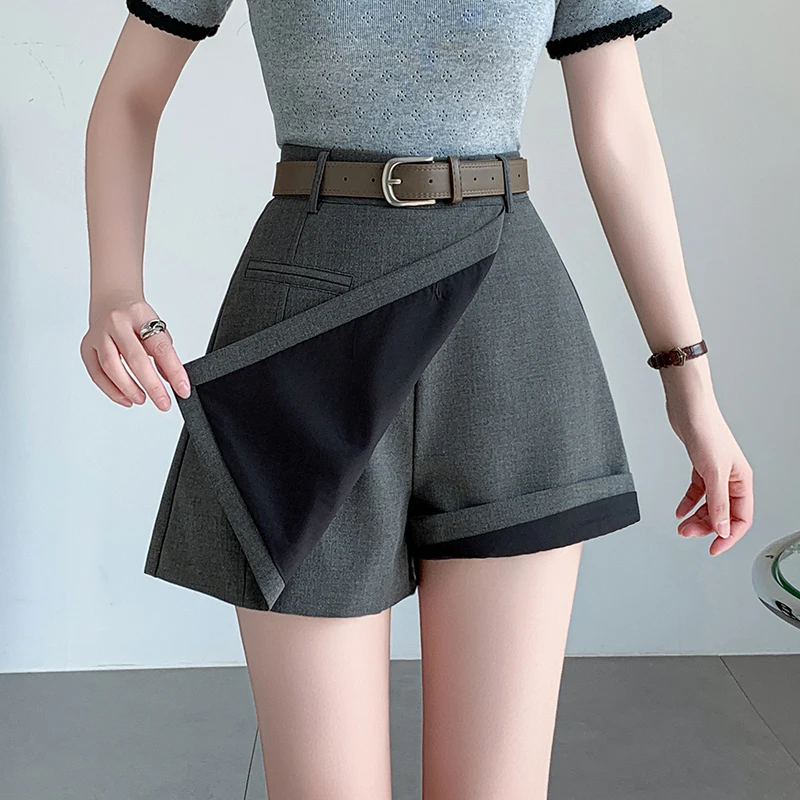 Gray Irregular Women's Skirts Shorts with Belt 2025 Fall High Waist Elegant Fashion Office Work Short Pants Female Streetwear
Gray Irregular Women's Skirts Shorts with Belt 2025 Fall High Waist Elegant Fashion Office Work Short Pants Female Streetwear