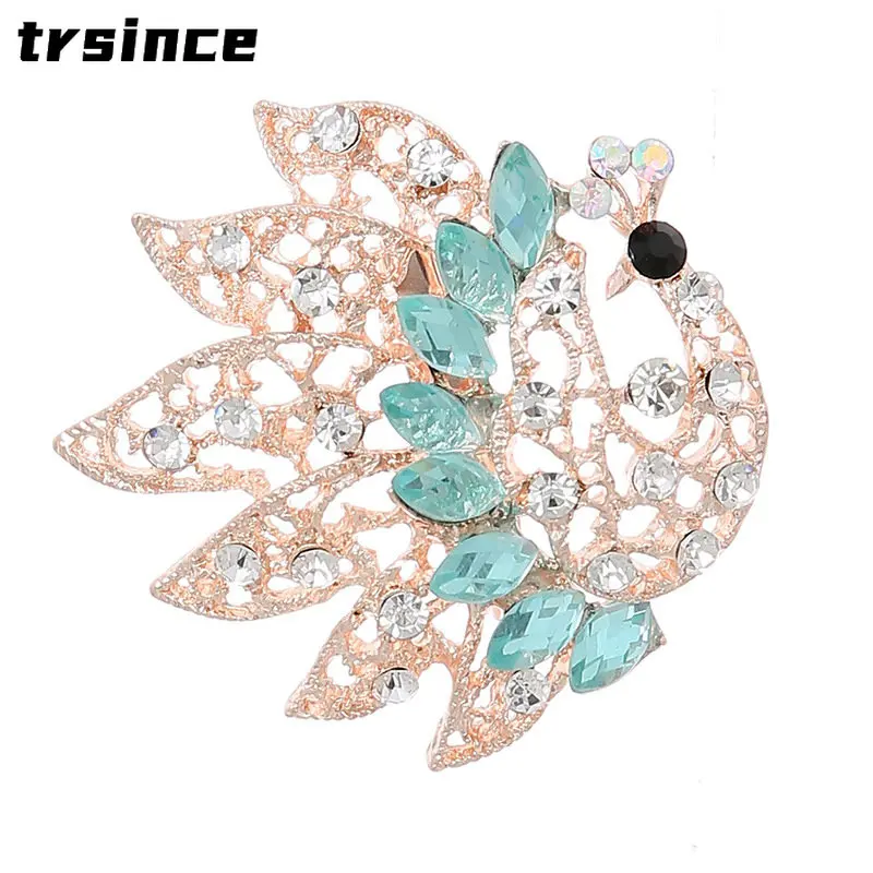 Luxury Blue Crystal Peacock Brooch Fashion Luxury Jewelry for Women Coat Accessories Personality Creative Animal Pin Corsage
Luxury Blue Crystal Peacock Brooch Fashion Luxury Jewelry for Women Coat Accessories Personality Creative Animal Pin Corsage