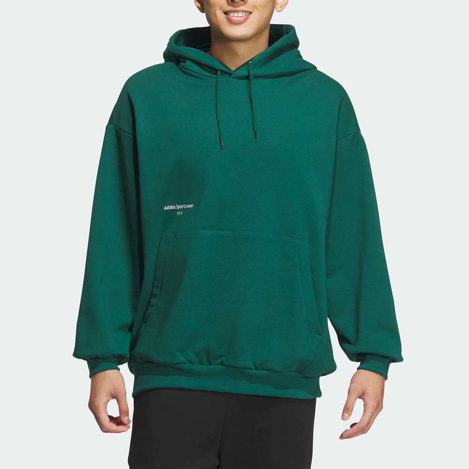 Adidas genuine winter new men's minimalist hooded sweatshirt IZ1605
Adidas genuine winter new men's minimalist hooded sweatshirt IZ1605
