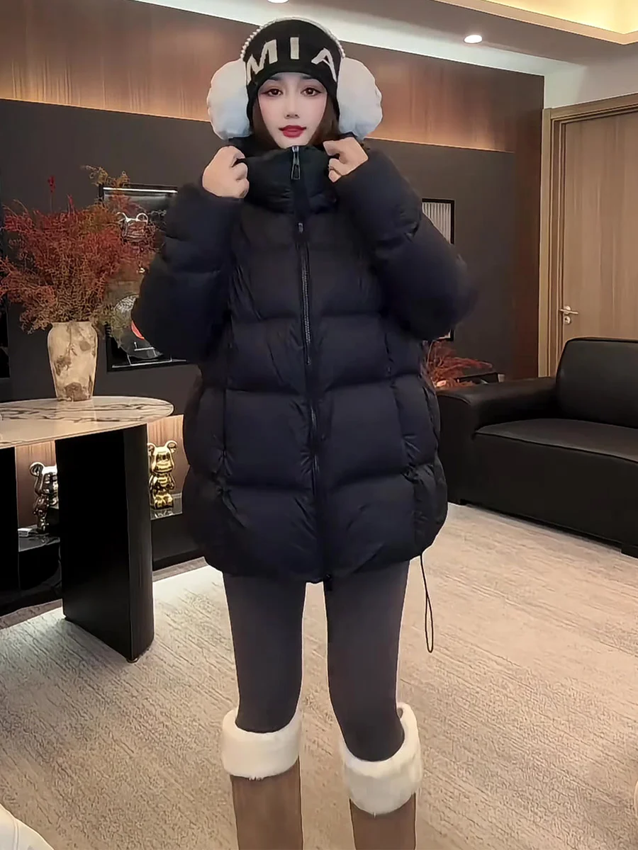 Корейская белая пуховая куртка-пуховик для женщин, зимнее утепленное теплое пальто свободного кроя с капюшоном, средней длины, дизайн «облачная пена»
Корейская белая пуховая куртка-пуховик для женщин, зимнее утепленное теплое пальто свободного кроя с капюшоном, средней длины, дизайн «облачная пена»