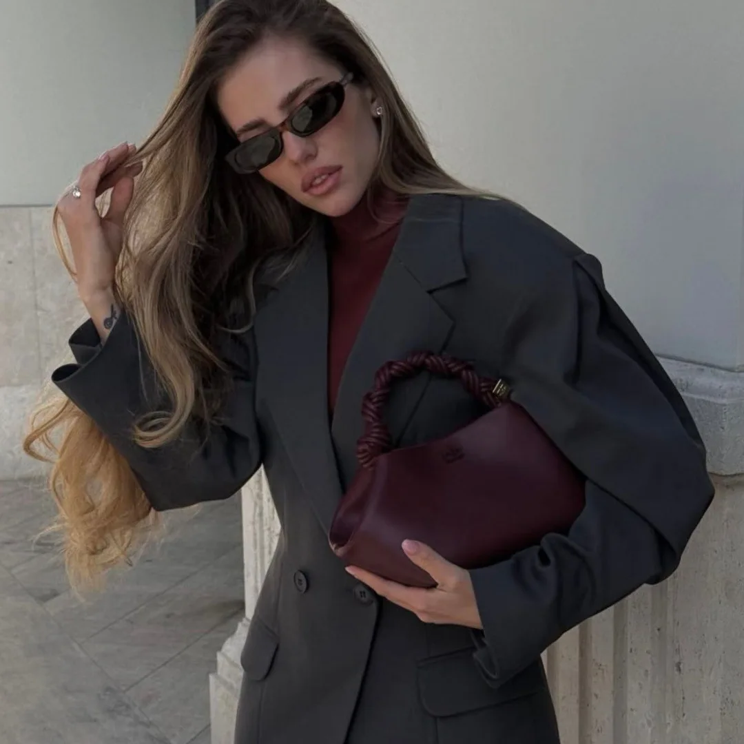 New woven hexagonal single shoulder messenger bag for women
New woven hexagonal single shoulder messenger bag for women