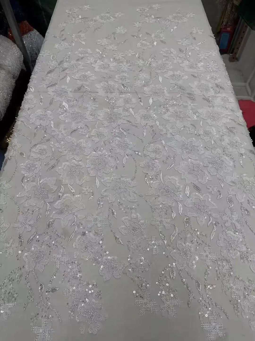Luxury African Beads Lace Fabric 2025 High Quality French Groom Embroidery Sequins Lace Fabrics For Christmas Sewing
Luxury African Beads Lace Fabric 2025 High Quality French Groom Embroidery Sequins Lace Fabrics For Christmas Sewing
