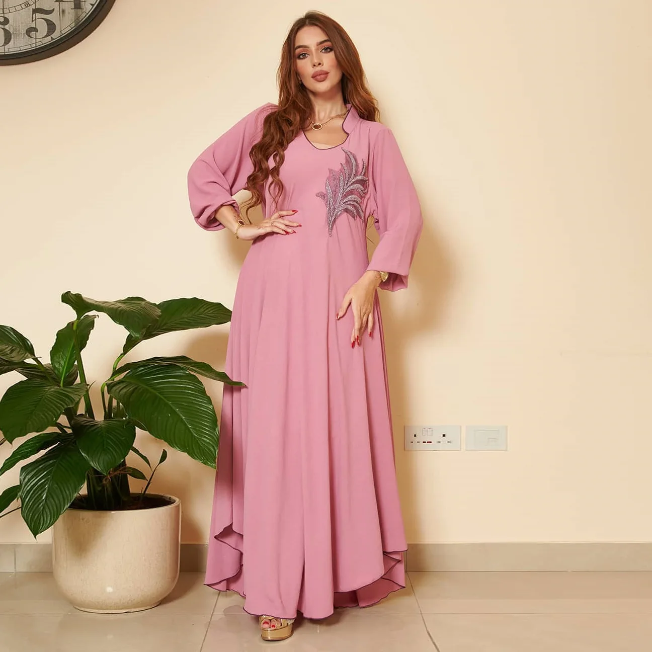 Ab173 2026 Spring New Summer Women's Dress With Chest Appliques Muslim Long Dress Robe Abaya Ramadan Dubai Luxury Islam Elegant
Ab173 2026 Spring New Summer Women's Dress With Chest Appliques Muslim Long Dress Robe Abaya Ramadan Dubai Luxury Islam Elegant