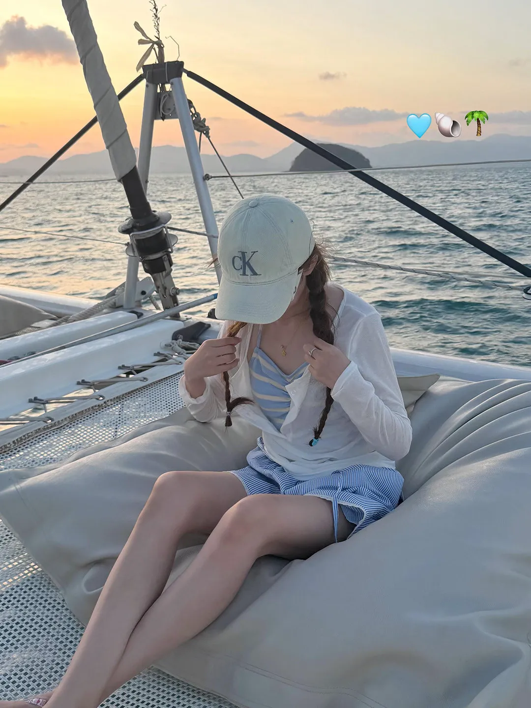 Korean Style Teenage Striped Two-Piece Bikini Three-Piece Set Long Sleeve Cover up Sexy Small Chest Pure Desire Resort Hot Sp...
Korean Style Teenage Striped Two-Piece Bikini Three-Piece Set Long Sleeve Cover up Sexy Small Chest Pure Desire Resort Hot Sp...