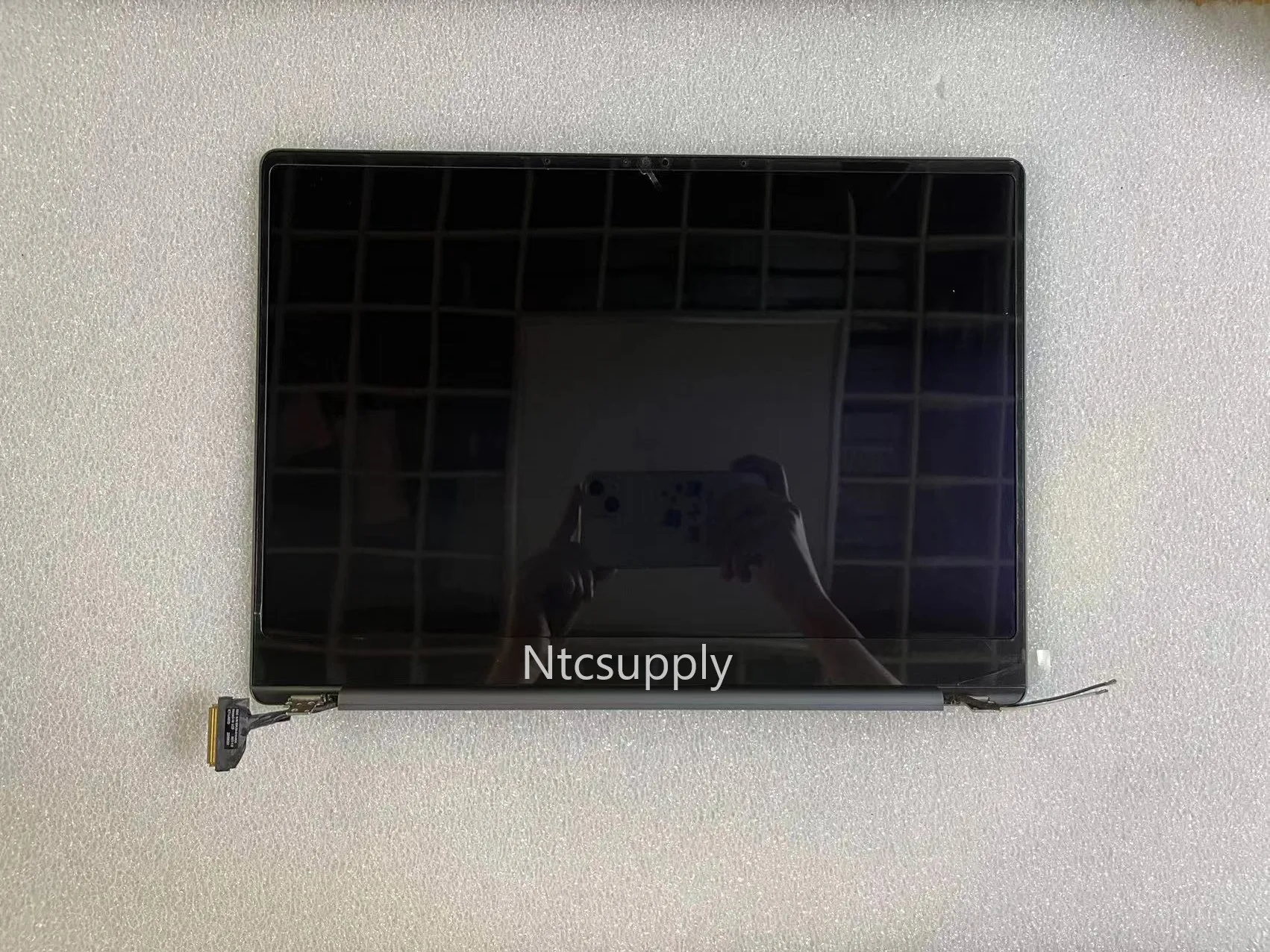 NP940XFG For Samsung Galaxy Book3 Pro 14inch 120Hz Dynamic AMOLED 2X Complete Screen Assembly
NP940XFG For Samsung Galaxy Book3 Pro 14inch 120Hz Dynamic AMOLED 2X Complete Screen Assembly