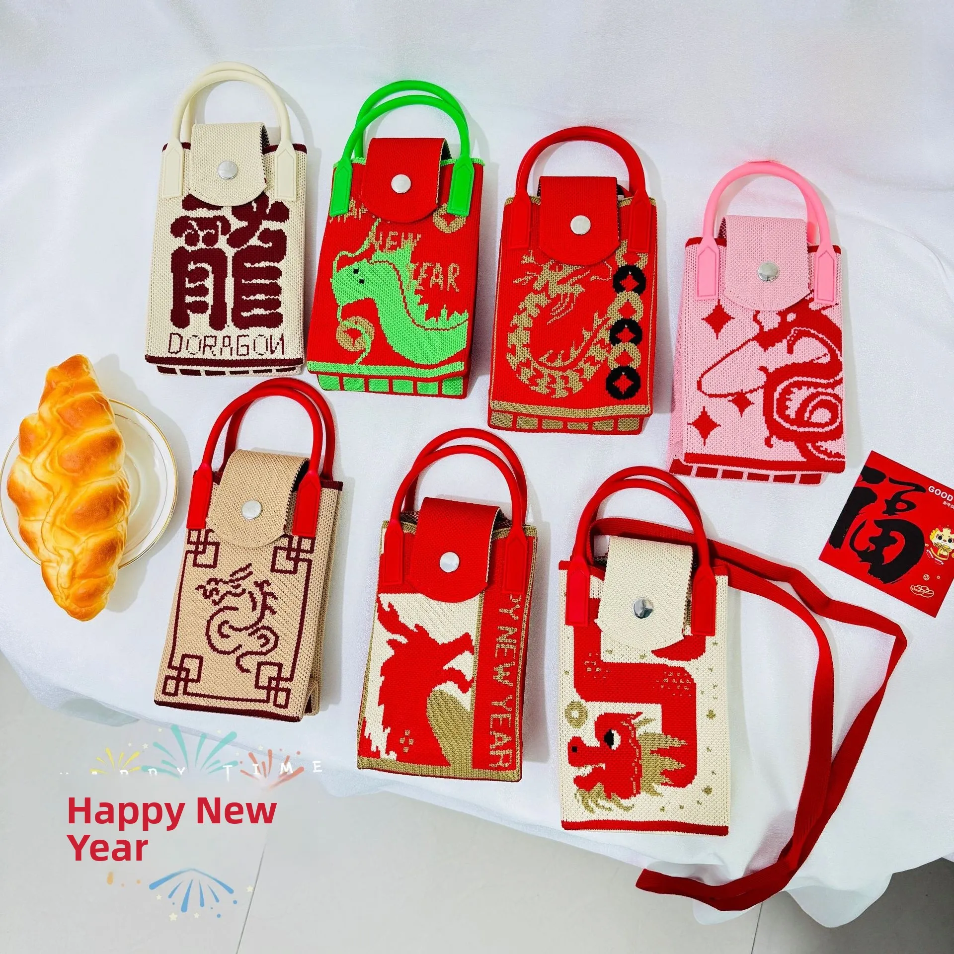 Red New Year Dragon Year Handbag Women's Mobile Phone Coin Purse Celebration Gift Bag Polyester Woven Large Hobo Bag
Red New Year Dragon Year Handbag Women's Mobile Phone Coin Purse Celebration Gift Bag Polyester Woven Large Hobo Bag