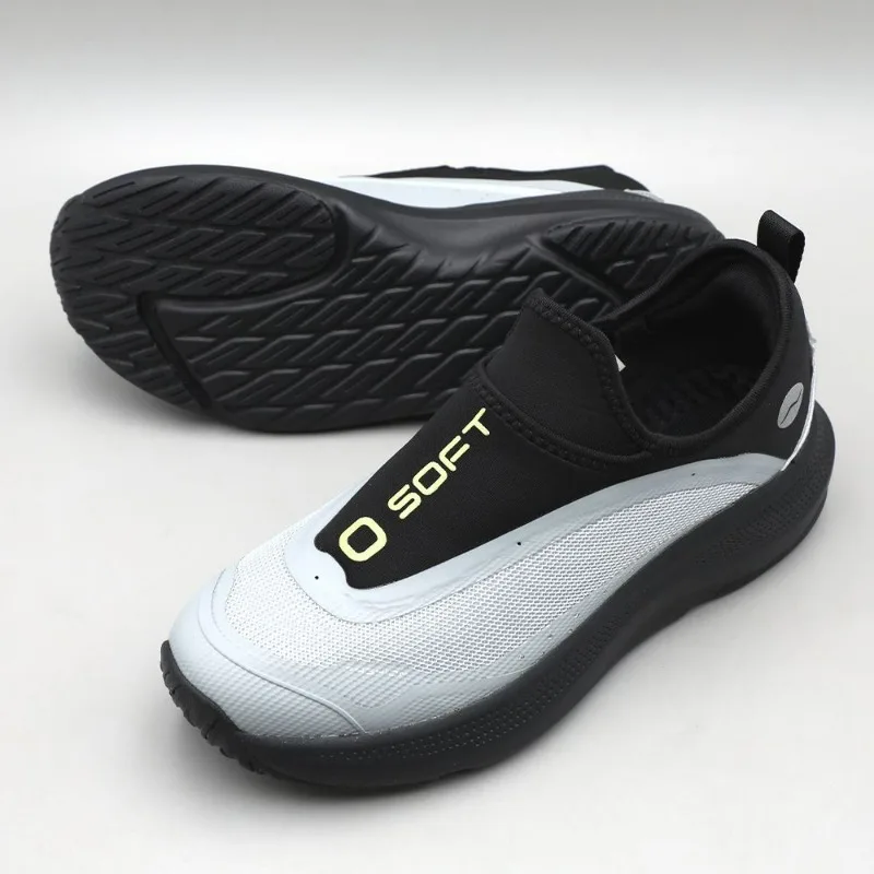 Профессиональные кроссовки для мужчин, спортивная обувь на мягкой подошве на открытом воздухе, прогулочная обувь без шнуровки, мужские дизайнерские кроссовки
Профессиональные кроссовки для мужчин, спортивная обувь на мягкой подошве на открытом воздухе, прогулочная обувь без шнуровки, мужские дизайнерские кроссовки