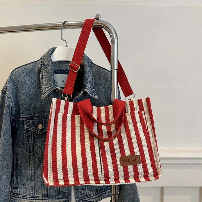 Fashion Canvas Tote Bag, Lightweight Shoulder Purse with Comfortable Strap for Work Commuting Everyday Casual Crossbody Bags
Fashion Canvas Tote Bag, Lightweight Shoulder Purse with Comfortable Strap for Work Commuting Everyday Casual Crossbody Bags
