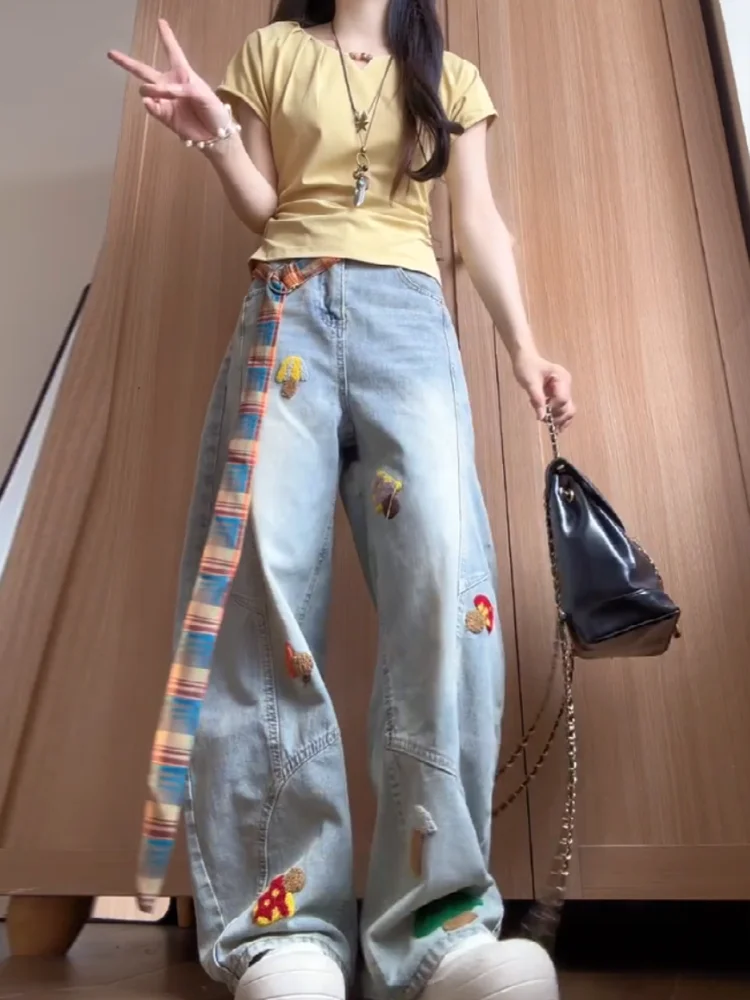 Sweet Cool Lazy American Style Cartoon Embroidery Loose Women's Jeans Summer New High Waist Knife Wide Leg Denim Pants
Sweet Cool Lazy American Style Cartoon Embroidery Loose Women's Jeans Summer New High Waist Knife Wide Leg Denim Pants