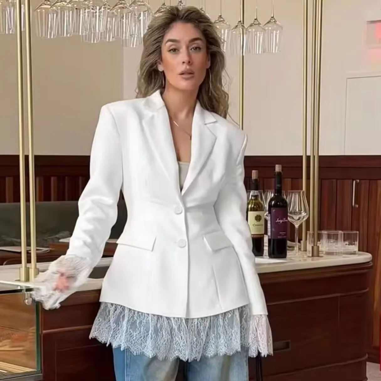 Women's Fashion Lace Patchwork Long Sleeve Jacket Lace Trim With Lace Cuffs Hem Perfect For Casual Formal Outfits Elegant DGRS
Women's Fashion Lace Patchwork Long Sleeve Jacket Lace Trim With Lace Cuffs Hem Perfect For Casual Formal Outfits Elegant DGRS