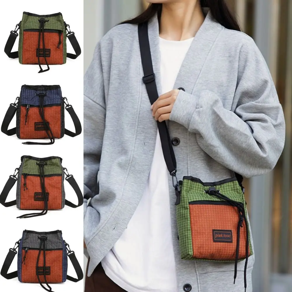 Multifunctional Crossbody Phone Pouch Sports Color Contrast Nylon Shoulder Bag Waterproof Handbag Patchwork Square Bag Woman
Multifunctional Crossbody Phone Pouch Sports Color Contrast Nylon Shoulder Bag Waterproof Handbag Patchwork Square Bag Woman