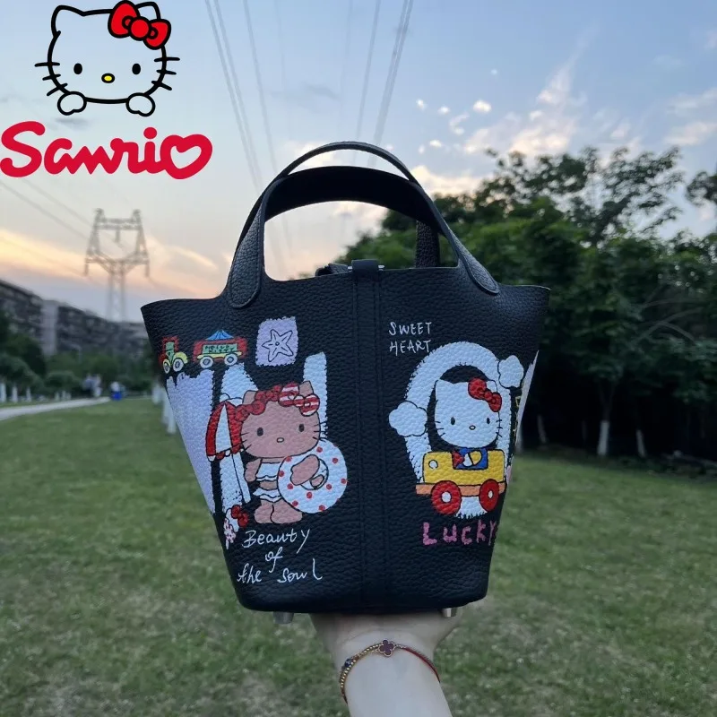 New Women's Handbag Fashion High Quality PU Bucket Bag Cartoon Versatile Large Capacity Multi Functional Mobile Storage Bag
New Women's Handbag Fashion High Quality PU Bucket Bag Cartoon Versatile Large Capacity Multi Functional Mobile Storage Bag