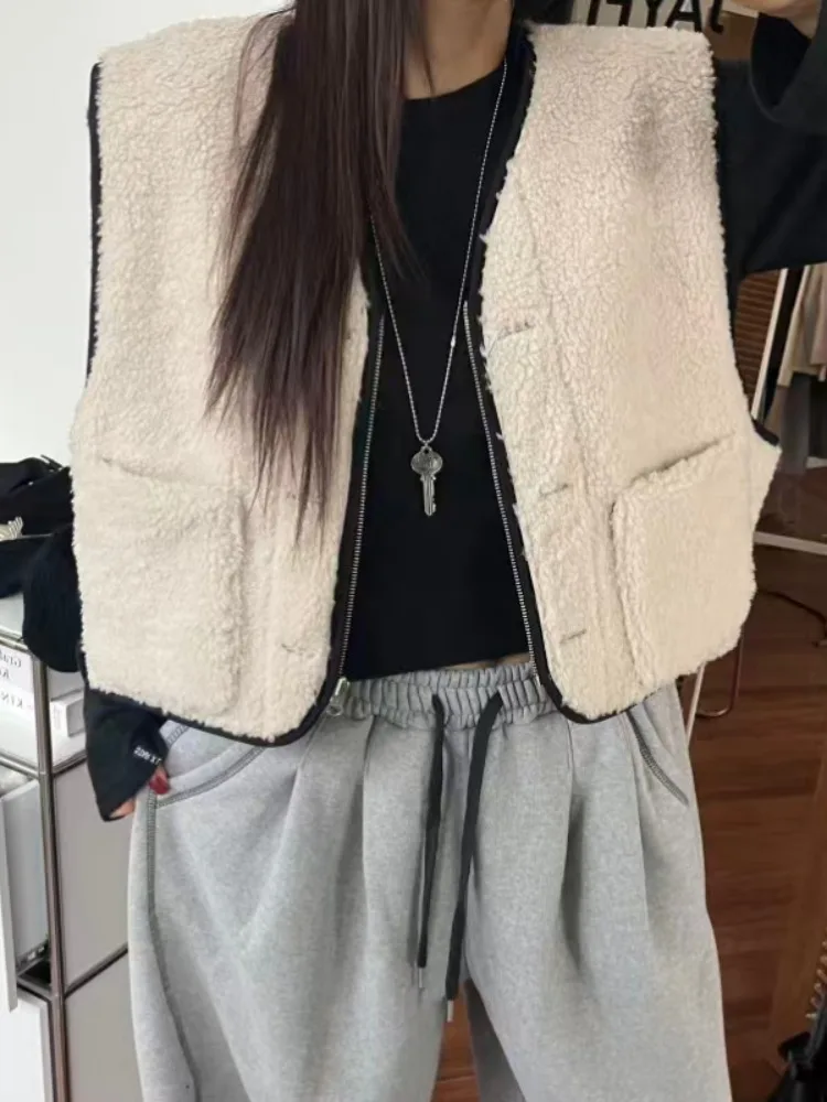 Double-Sided Wear Lamb Fur Vest Loose Versatile Open Cardigan Coat Women's Korean Sle Small Size Age-Defng Vest for Autum...
Double-Sided Wear Lamb Fur Vest Loose Versatile Open Cardigan Coat Women's Korean Sle Small Size Age-Defng Vest for Autum...