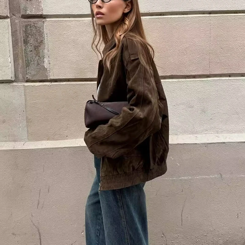 Spring 2025 Women's Faion Versatile Loose Flight Jaet Coat Faux Fur Surface Quali Match All Sles Z Brand
Spring 2025 Women's Faion Versatile Loose Flight Jaet Coat Faux Fur Surface Quali Match All Sles Z Brand