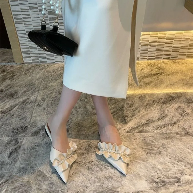 Women's Soft Sole Mesh Flat Mule Toe Cover Sandals 2026 Summer New Arrival Korean Style Versatile Casual Ins Pointed Toe
Women's Soft Sole Mesh Flat Mule Toe Cover Sandals 2026 Summer New Arrival Korean Style Versatile Casual Ins Pointed Toe