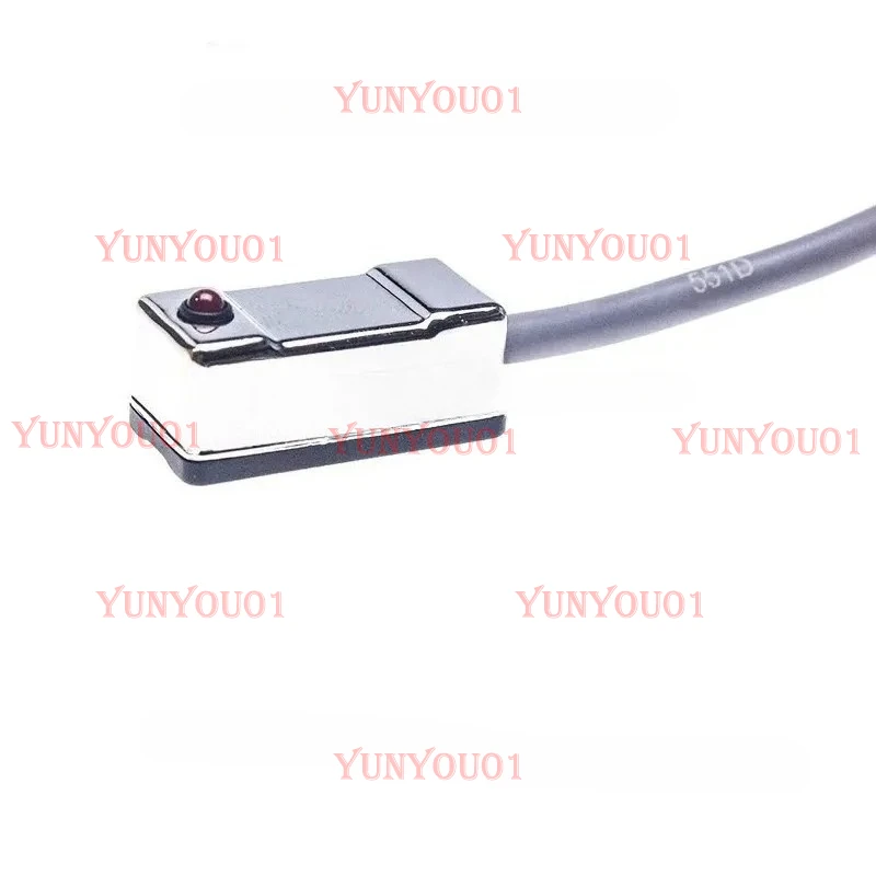 Suitable for The Original Magnetic Switch CS1-J-M-G-E-U-H-F-S Cylinder Sensor
Suitable for The Original Magnetic Switch CS1-J-M-G-E-U-H-F-S Cylinder Sensor