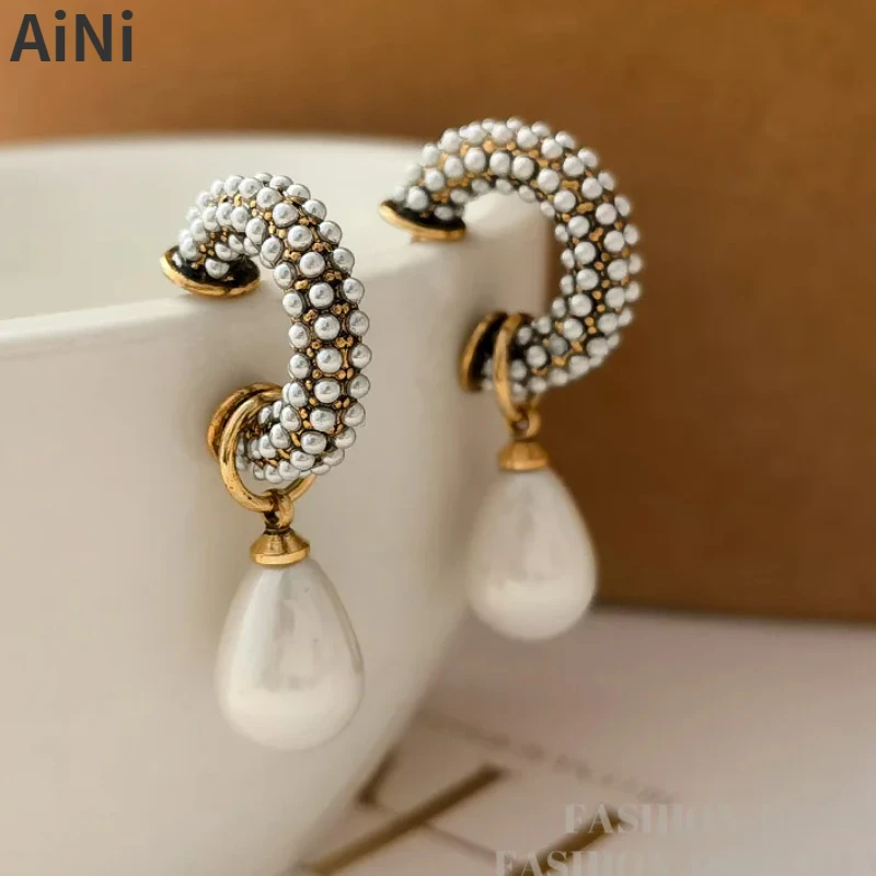 Modern Jewelry 925 Silver Needle Vintage Elegant Temperament Teardrop Simulated Pearl Earring For Women Fashion Accessories
Modern Jewelry 925 Silver Needle Vintage Elegant Temperament Teardrop Simulated Pearl Earring For Women Fashion Accessories