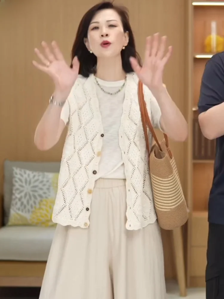 Casual Loose Knitted Svel Breathable Summer Open Cardigan Pure Color Hollow out V-Ne Single Button Women's Top
Casual Loose Knitted Svel Breathable Summer Open Cardigan Pure Color Hollow out V-Ne Single Button Women's Top