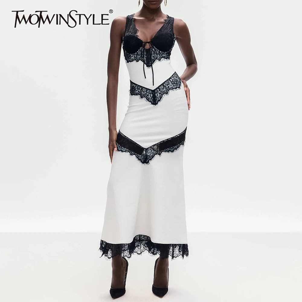 TWOTWINSTYLE Glam Spliced Lace Bodycon Gown for Women Corset Sleeveleeve See Through Design Mermaid Skirts for Romantic Dates
TWOTWINSTYLE Glam Spliced Lace Bodycon Gown for Women Corset Sleeveleeve See Through Design Mermaid Skirts for Romantic Dates