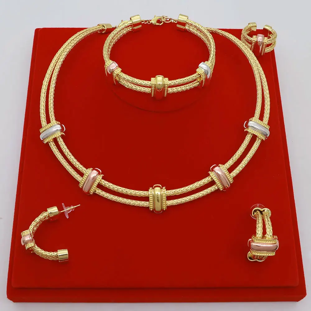 High Quality Classic 4pcs 2 Rows African Dubai Jewelry Set For Women Wedding Party Cubic Zircon Halloween Party Jewelry Gift
High Quality Classic 4pcs 2 Rows African Dubai Jewelry Set For Women Wedding Party Cubic Zircon Halloween Party Jewelry Gift