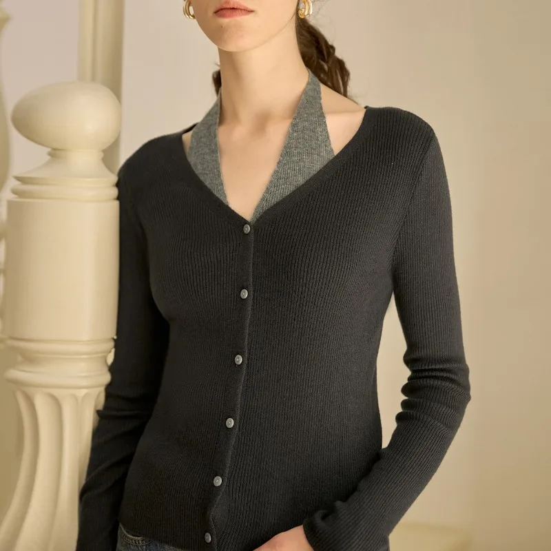 Women'S Wool Sweater Halter Top Autumn And Winter Slim Knitted V-Neck Single-Breasted Long-Sleeved Casual Streetwear Pullovers
Women'S Wool Sweater Halter Top Autumn And Winter Slim Knitted V-Neck Single-Breasted Long-Sleeved Casual Streetwear Pullovers