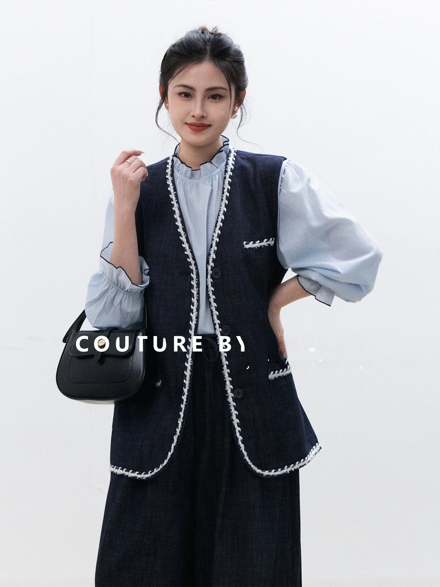 Chelzy Women's Embroidered Denim Vest Set Wide Leg Pants Three Piece Suit Korean Fashion Spring Autumn Wearable Shirt
Chelzy Women's Embroidered Denim Vest Set Wide Leg Pants Three Piece Suit Korean Fashion Spring Autumn Wearable Shirt