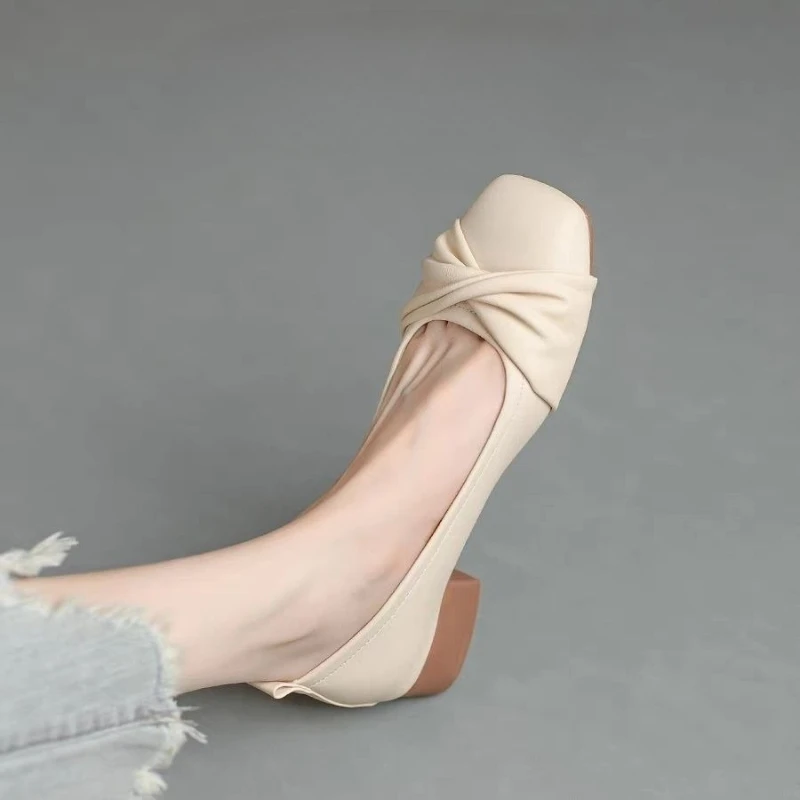 2026 Spring New Women Soft Sole Flat Shallow Mouth Slip On Mary Jane Shoes Ladies Block Heel Single Shoes
2026 Spring New Women Soft Sole Flat Shallow Mouth Slip On Mary Jane Shoes Ladies Block Heel Single Shoes