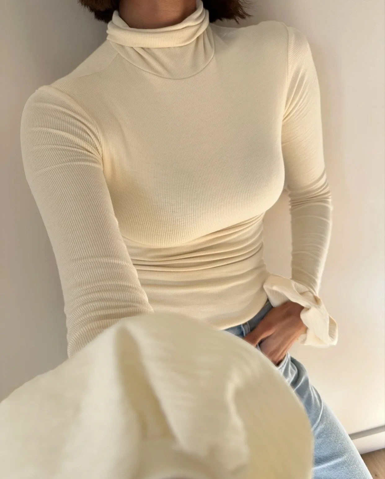 Women Long Sleeve Knitted Sweater Casual Bottoming Solid Pullovers Sweater Autumn Winter Women High Neck Ruffles Slim Shirts Top
Women Long Sleeve Knitted Sweater Casual Bottoming Solid Pullovers Sweater Autumn Winter Women High Neck Ruffles Slim Shirts Top