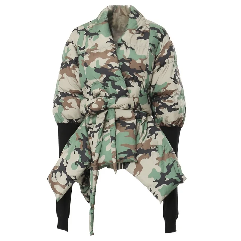 Women's Winter Tops Cotton Jacket Mid-length Camouflage Splicing Waist Slim New Loose Ambiance Personalized Niche Vintage Design
Women's Winter Tops Cotton Jacket Mid-length Camouflage Splicing Waist Slim New Loose Ambiance Personalized Niche Vintage Design