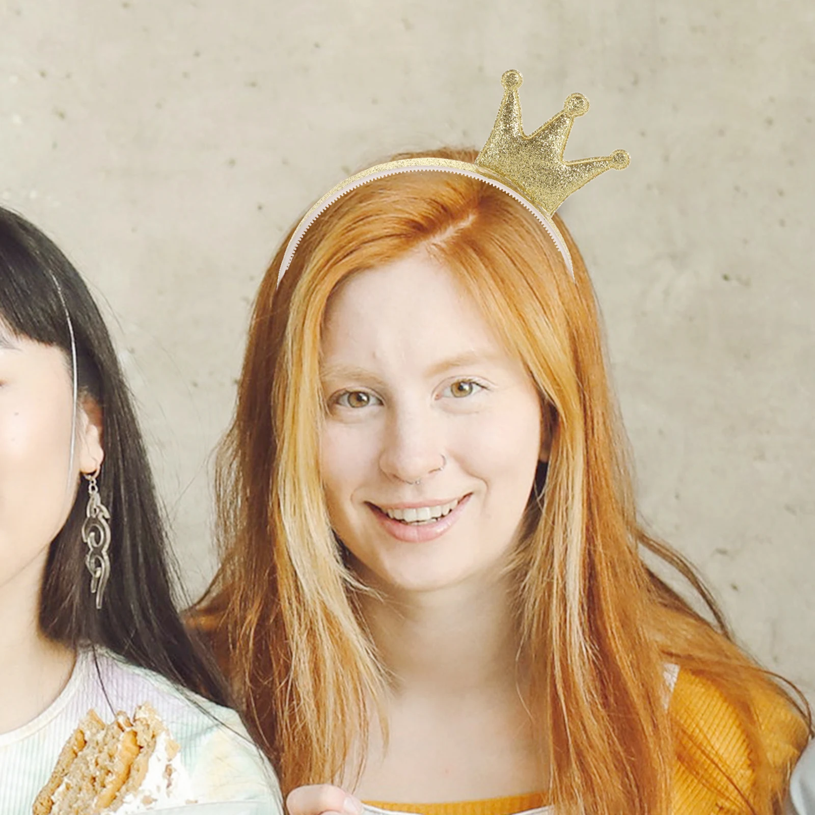 2 шт., золотая блестящая повязка для волос с короной, блестящая повязка на голову для вечеринки для девочек и женщин, Рождественский свадебный карнавальный костюм, декоративное украшение
2 шт., золотая блестящая повязка для волос с короной, блестящая повязка на голову для вечеринки для девочек и женщин, Рождественский свадебный карнавальный костюм, декоративное украшение