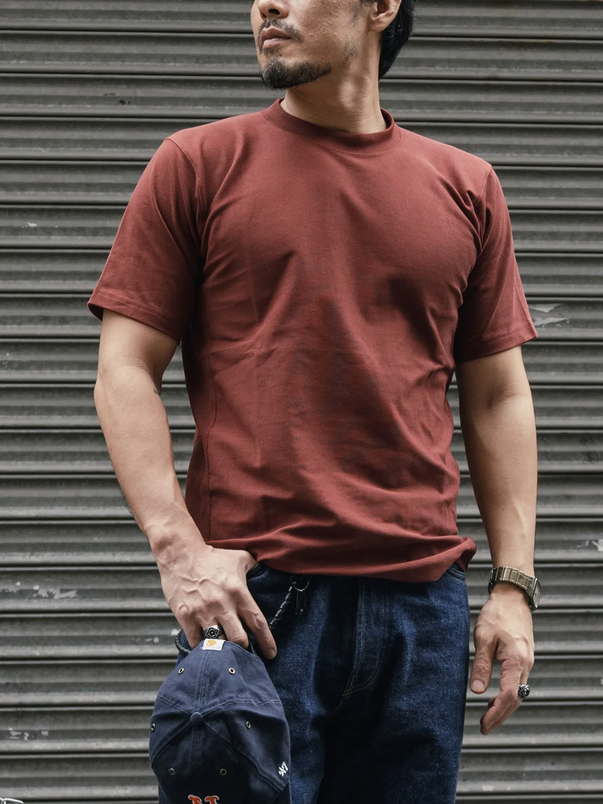 BRONSON Vintage Reverse Weave Heavyweight Solid Color Short-Sleeve T-Shirt with No Shoulder Seams
BRONSON Vintage Reverse Weave Heavyweight Solid Color Short-Sleeve T-Shirt with No Shoulder Seams