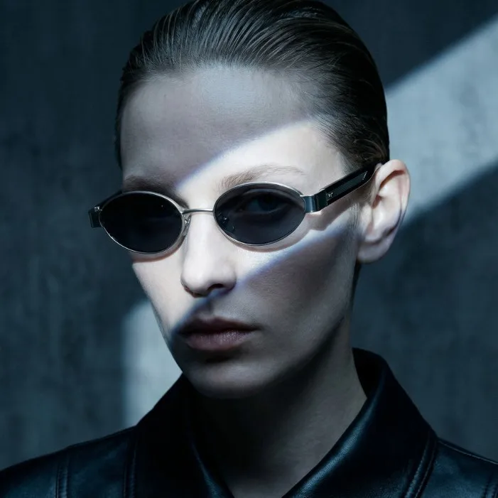 2026 New Steampunk Retro Sunglasses Korean Style Metal Frame UV Protection Shades for Women Travel Photo Outdoor
2026 New Steampunk Retro Sunglasses Korean Style Metal Frame UV Protection Shades for Women Travel Photo Outdoor
