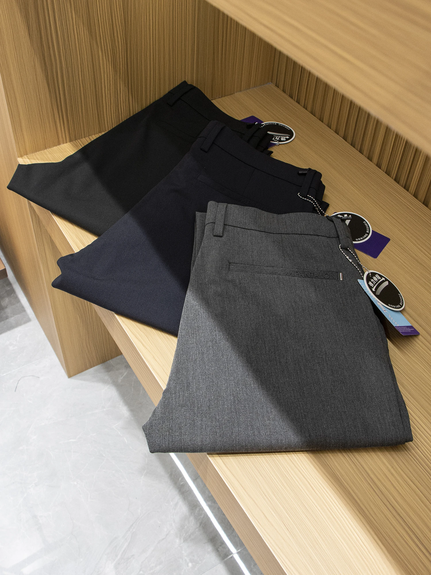 Summer Thin Men's Anti-Wrinkle Draped Slimming Business Commuter Nine-Piece Casual Pants Lycra Lyocell Fiber Casual Trousers
Summer Thin Men's Anti-Wrinkle Draped Slimming Business Commuter Nine-Piece Casual Pants Lycra Lyocell Fiber Casual Trousers