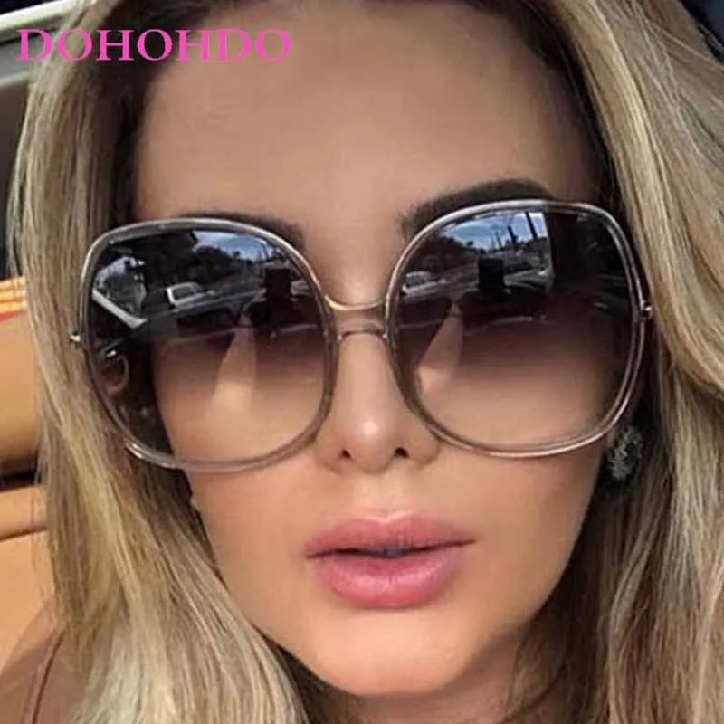 Trendy New Fashion Oversized Round Frame Sunglasses Women Brand Designer Outdoor Traveling Driving Shades Sunglasses Male UV400 
Trendy New Fashion Oversized Round Frame Sunglasses Women Brand Designer Outdoor Traveling Driving Shades Sunglasses Male UV400