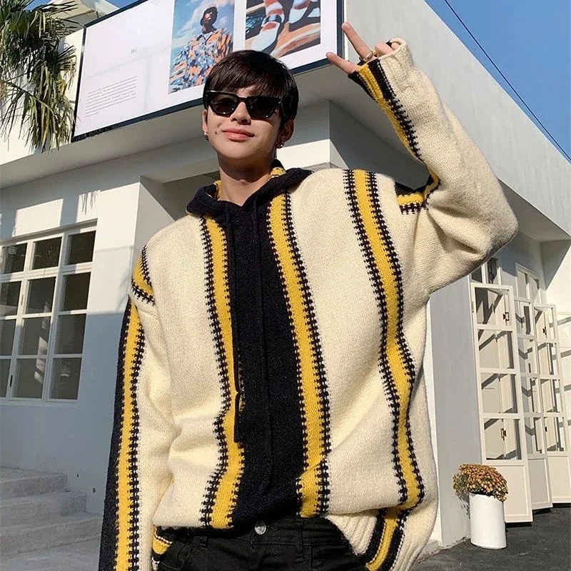 2023 Autumn Winter Men New Long Sleeve Sweater Tops Men Casual Hooded Sweater Tops Male Contrast Color Striped Jumpers
2023 Autumn Winter Men New Long Sleeve Sweater Tops Men Casual Hooded Sweater Tops Male Contrast Color Striped Jumpers