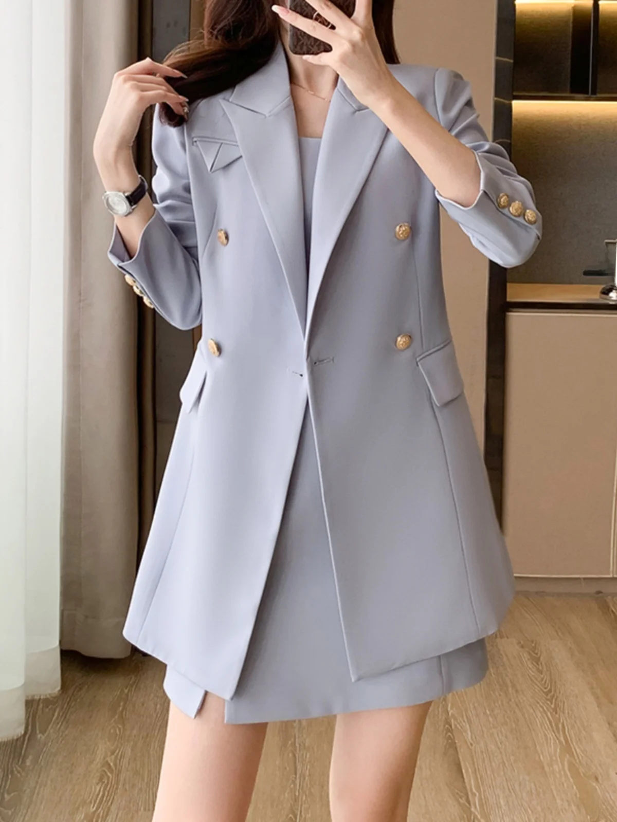 Elegant Fashionable Women's Suit Jacket Spring Summer 2024 Slim Fit Korean Style Goddess Personality OL Suit Set
Elegant Fashionable Women's Suit Jacket Spring Summer 2024 Slim Fit Korean Style Goddess Personality OL Suit Set