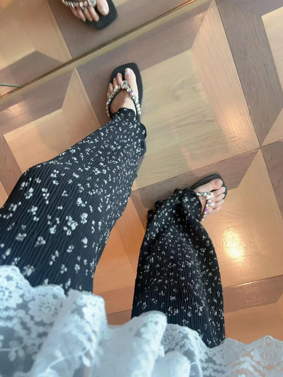 plus Size Women's Fashionable Ruffle Hem Long Pants Summer New Arrival Korean Style Casual Wave Wide Leg Pants
plus Size Women's Fashionable Ruffle Hem Long Pants Summer New Arrival Korean Style Casual Wave Wide Leg Pants