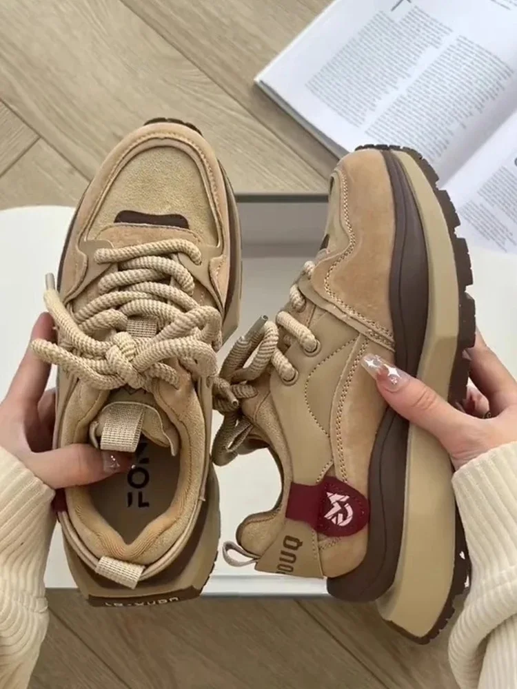 2025 original shoe replicas Retro luxury Sneakers For Women Design Suede Short plush High Street Girl's sneakers ladies tennis
2025 original shoe replicas Retro luxury Sneakers For Women Design Suede Short plush High Street Girl's sneakers ladies tennis