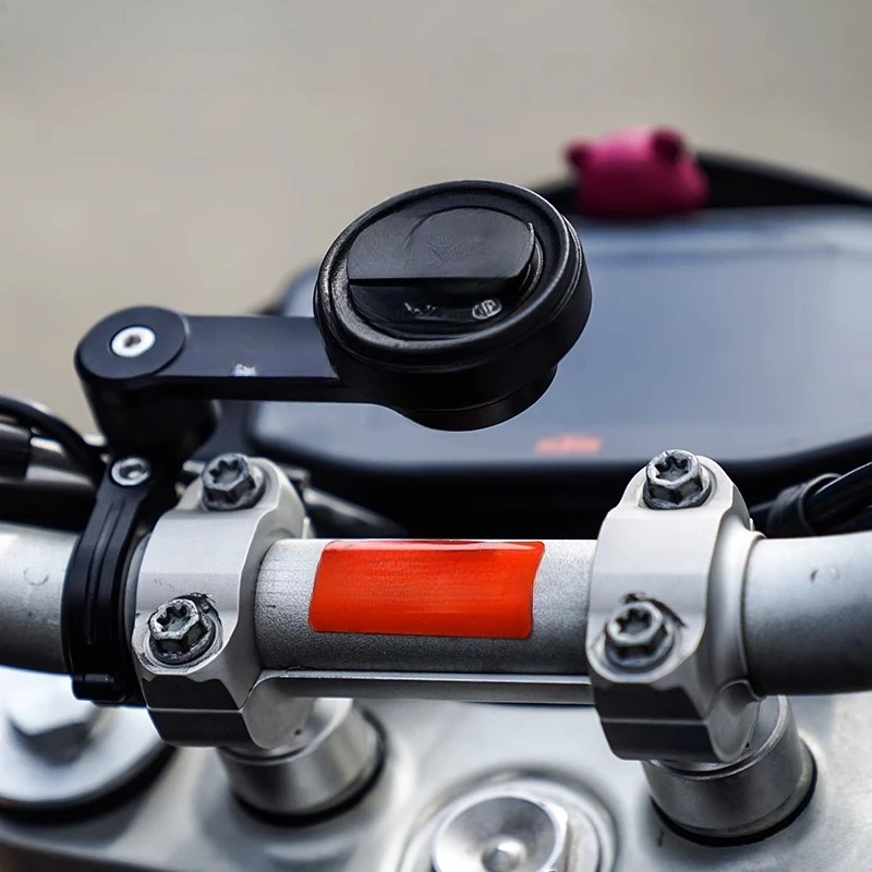 Motorcycle mobile phone riding bracket sports car street retro universal navigation quick dismantling shockproof SP bracket
Motorcycle mobile phone riding bracket sports car street retro universal navigation quick dismantling shockproof SP bracket