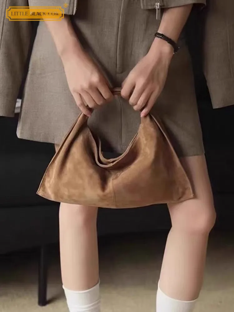 Vintage Women New Soft Tote Handbag Ladies Suede Genuine Leather Triangle Bag Single Shoulder Bag Office Designer Underarm Bag
Vintage Women New Soft Tote Handbag Ladies Suede Genuine Leather Triangle Bag Single Shoulder Bag Office Designer Underarm Bag