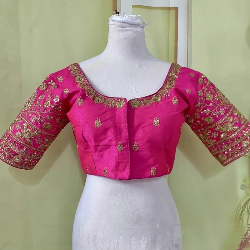 Readymade Saree Blouse Designer Wedding Party Wear Sari Blouse Stitched Choli Tops Women
Readymade Saree Blouse Designer Wedding Party Wear Sari Blouse Stitched Choli Tops Women