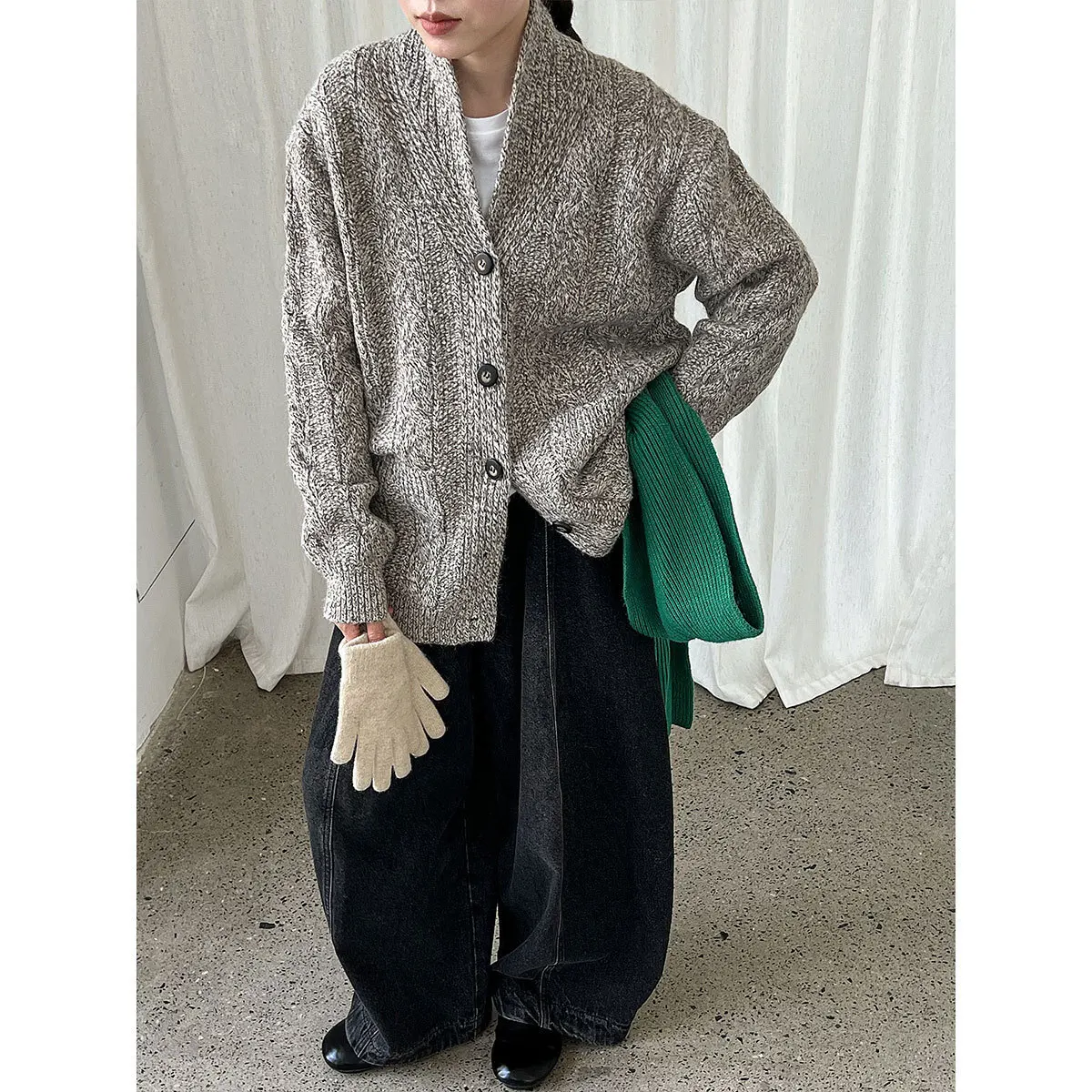 Variegated Cable Knit Half Turtleneck Cardigan For Women Autumn Wool Oversized Sweater
Variegated Cable Knit Half Turtleneck Cardigan For Women Autumn Wool Oversized Sweater