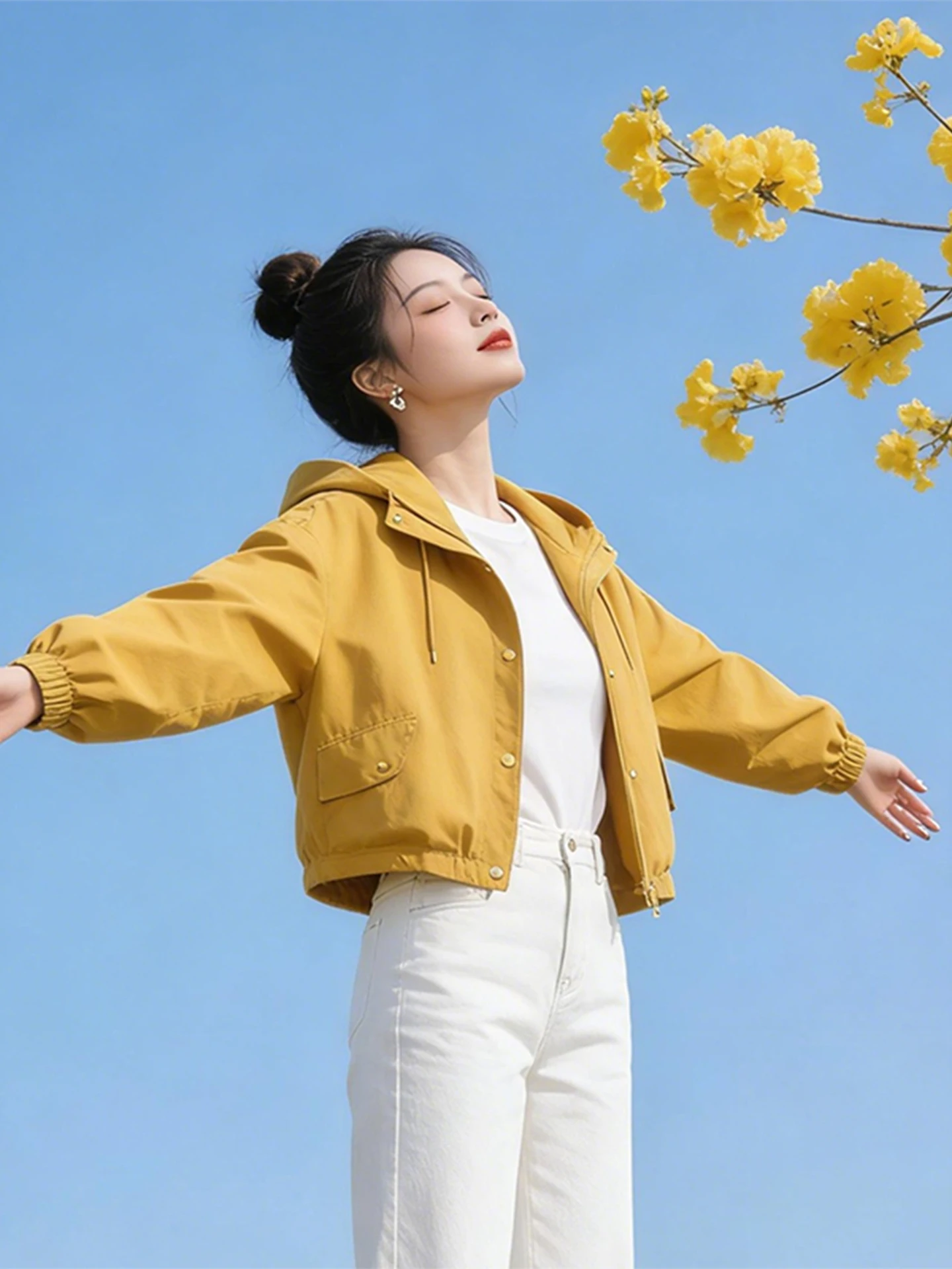 Fashionable Casual Loose Hooded Jacket Women's Color Versatile Short Style Spring Autumn Zipper Closure Commute Windbre...
Fashionable Casual Loose Hooded Jacket Women's Color Versatile Short Style Spring Autumn Zipper Closure Commute Windbre...